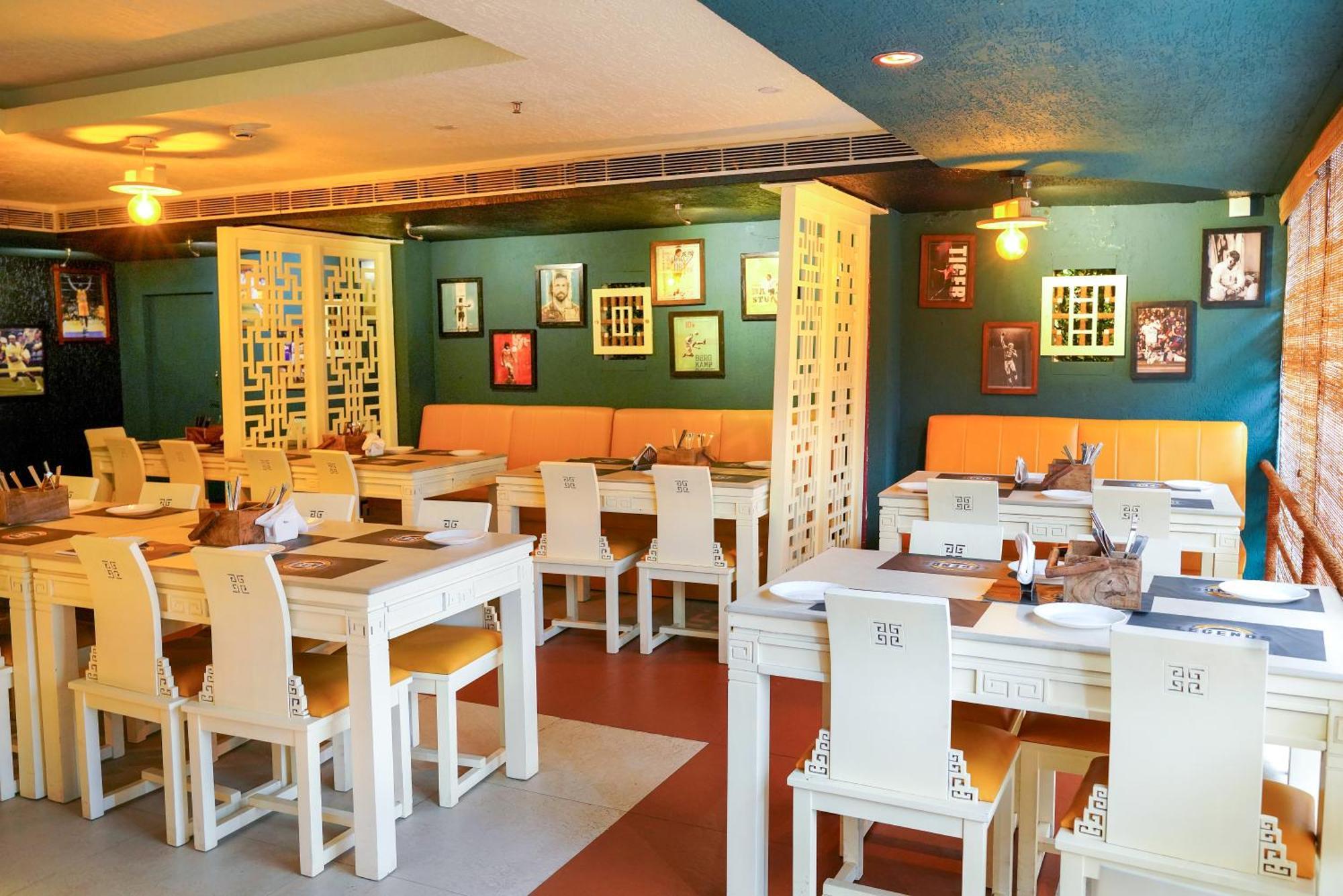 Kga Elite Continental Hotel Tiruvalla Eksteriør bilde