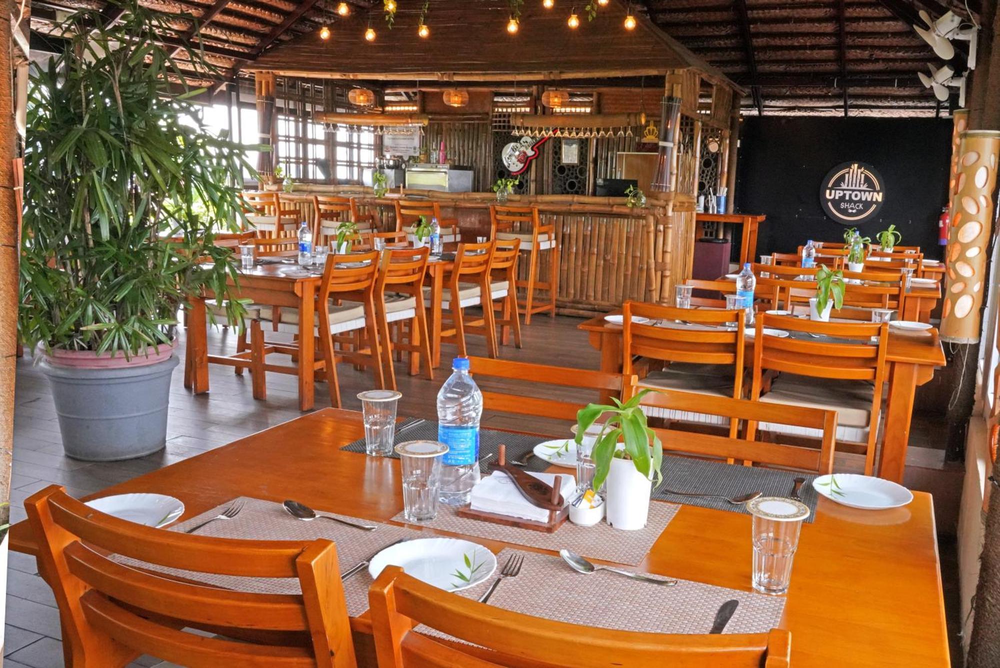 Kga Elite Continental Hotel Tiruvalla Eksteriør bilde
