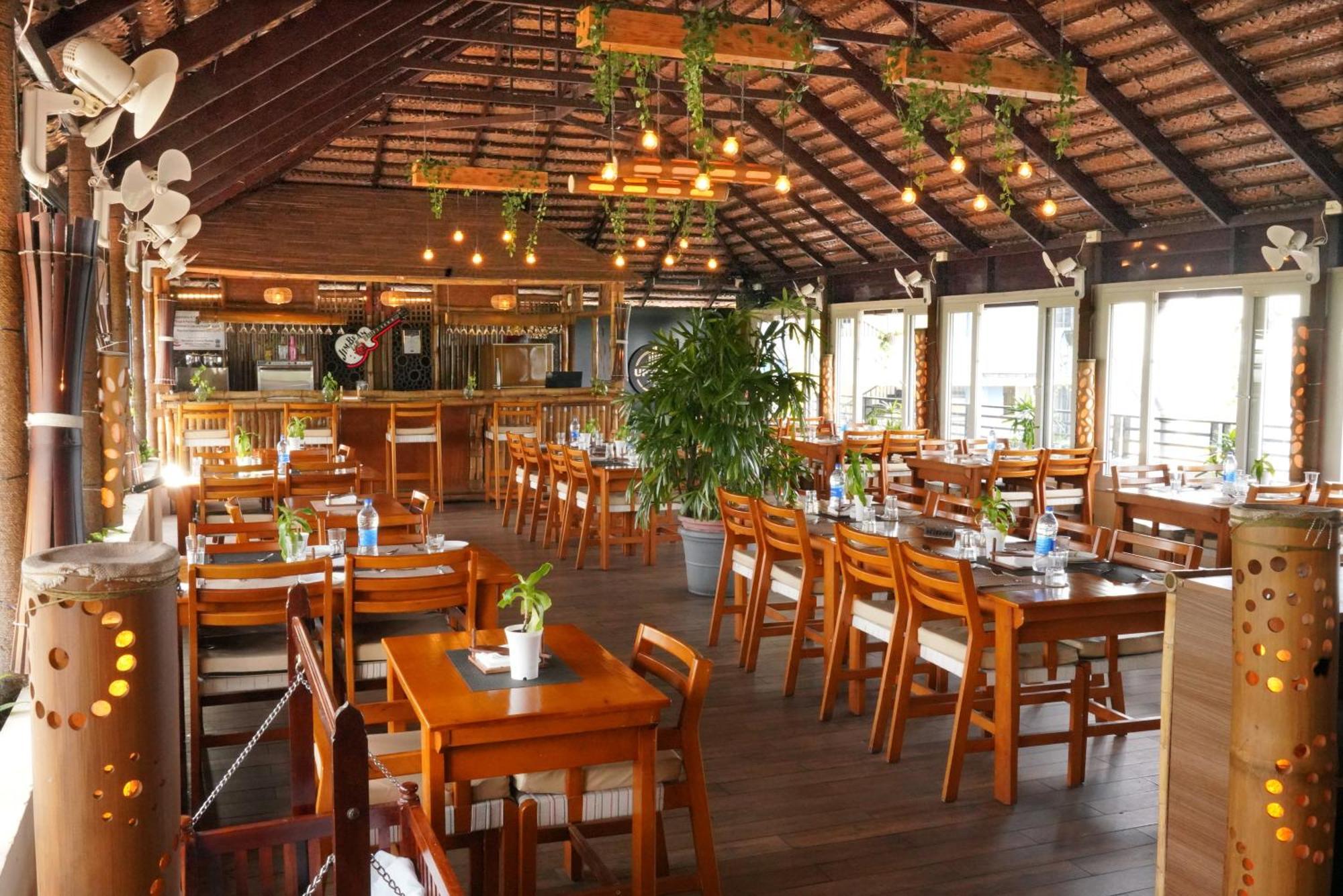 Kga Elite Continental Hotel Tiruvalla Eksteriør bilde