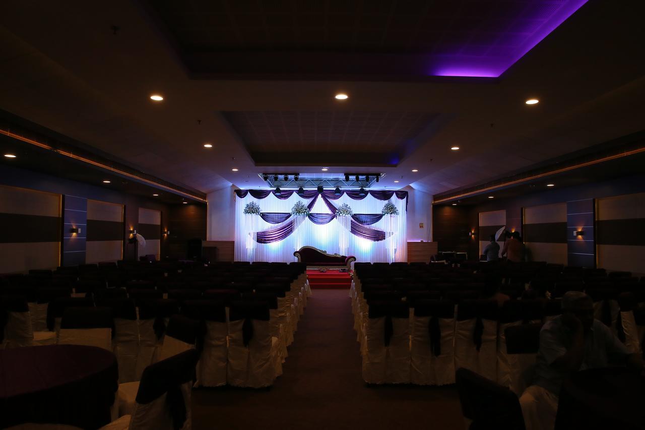 Kga Elite Continental Hotel Tiruvalla Eksteriør bilde